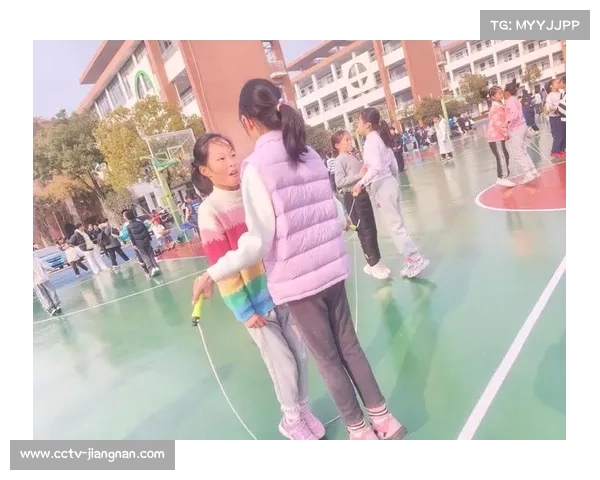 益阳市中小学生跳绳比赛通过AI屏幕实时显示选手跳绳次数与断点情况 益阳市中小学生跳绳比赛通过AI屏幕实时显示选手跳绳次数与断点情况